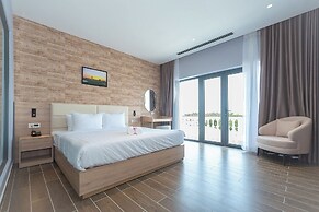 Bamboo Riverside Boutique Hotel