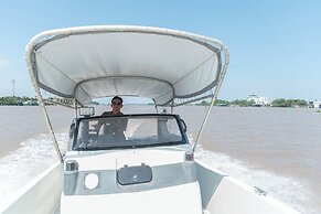 Bamboo Riverside Boutique Hotel