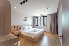 Bamboo Riverside Boutique Hotel