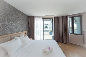 Bamboo Riverside Boutique Hotel