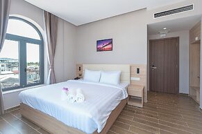 Bamboo Riverside Boutique Hotel