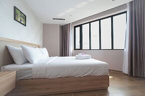 Bamboo Riverside Boutique Hotel