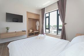 Bamboo Riverside Boutique Hotel