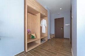 Bamboo Riverside Boutique Hotel