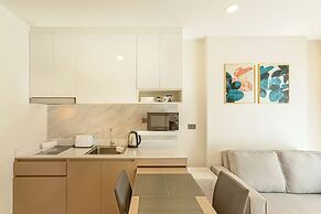 One bedroom Palmetto Condo Karon A512