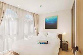 One bedroom Palmetto Condo Karon A512