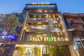 Saltstayz Premier - Paschim Vihar