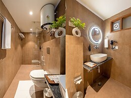 Saltstayz Premier - Paschim Vihar