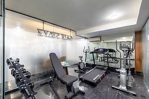 Saltstayz Premier - Paschim Vihar