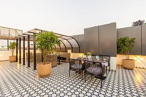 Saltstayz Premier - Paschim Vihar