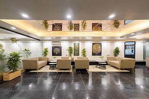 Saltstayz Premier - Paschim Vihar