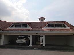 Waterfront Royal Villa