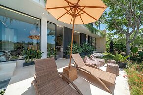 The Luminous Villa Uluwatu