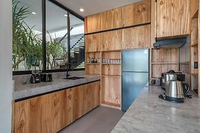 The Luminous Villa Uluwatu