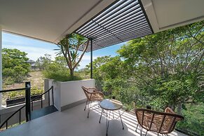 The Luminous Villa Uluwatu