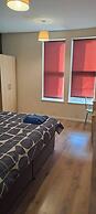 Room-charming Leicester Guest Room With