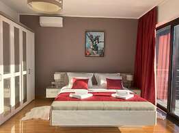 Beachfront Luxury Villa With Private Pool and Stunning Sea Views