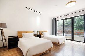 XiangLu YiMo Valley Retreat Guesthouse