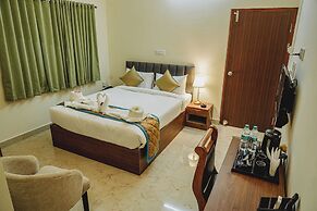 Merry Inn Luxe Suites Near KIAL