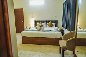 Merry Inn Luxe Suites Near KIAL