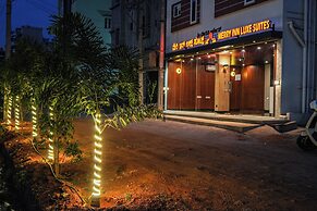 Merry Inn Luxe Suites Near KIAL