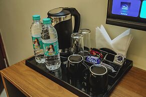 Merry Inn Luxe Suites Near KIAL