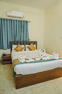 Merry Inn Luxe Suites Near KIAL