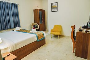 Merry Inn Luxe Suites Near KIAL