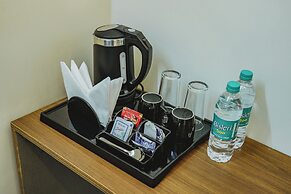 Merry Inn Luxe Suites Near KIAL