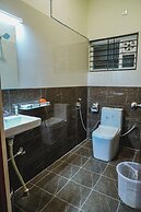 Merry Inn Luxe Suites Near KIAL