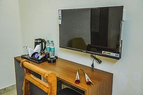 Merry Inn Luxe Suites Near KIAL