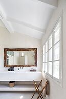 The Gem of Neve Tzedek by Sea N' Rent