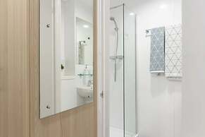 Student Only Straits Manor