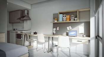 Student Only Straits Manor