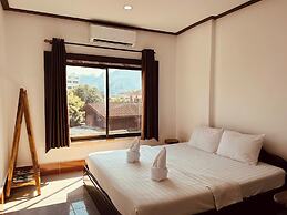 Walking Street Hotel