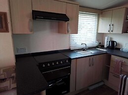 Sleep4 Cabin - Self-checkin, Free Parking, Petok