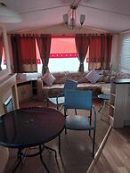 Sleep4 Cabin - Self-checkin, Free Parking, Petok