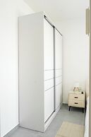 Sea Views & City Vibes on Sokolov