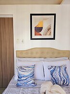 Hannah Crib at Shore Residences