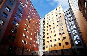 Student Only Jennens Court