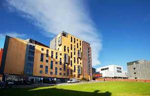 Student Only Jennens Court