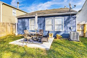 5 Mi to Eagle Creek Park: Home w/ Fenced Yard!