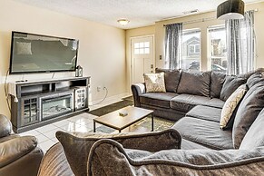 5 Mi to Eagle Creek Park: Home w/ Fenced Yard!