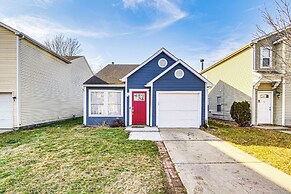 5 Mi to Eagle Creek Park: Home w/ Fenced Yard!