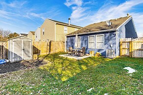 5 Mi to Eagle Creek Park: Home w/ Fenced Yard!