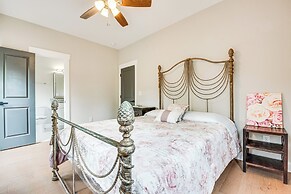 5 Mi to Dtwn Atl: Home w/ Office & Large Backyard!