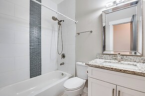 5 Mi to Dtwn Atl: Home w/ Office & Large Backyard!