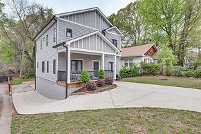 5 Mi to Dtwn Atl: Home w/ Office & Large Backyard!
