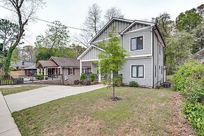 5 Mi to Dtwn Atl: Home w/ Office & Large Backyard!