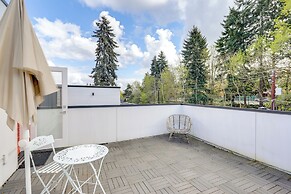 5 Mi to Dtwn: Pet-friendly Townhome in Seattle!